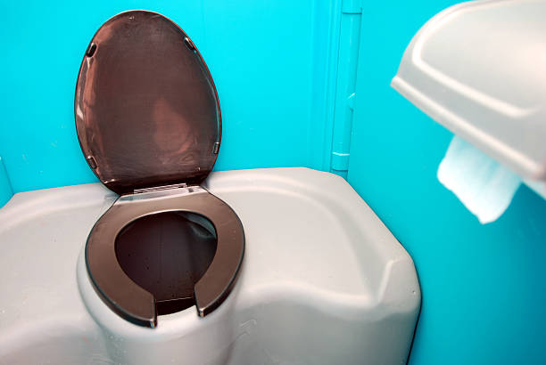 Portable Toilet Options We Offer in Friend, NE